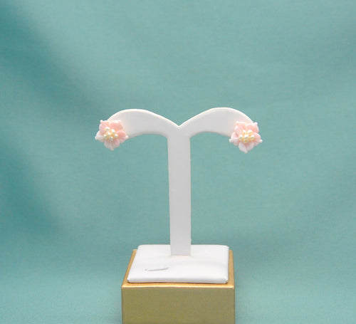 Conch Shell | Freshwater Pearls | PK Col
